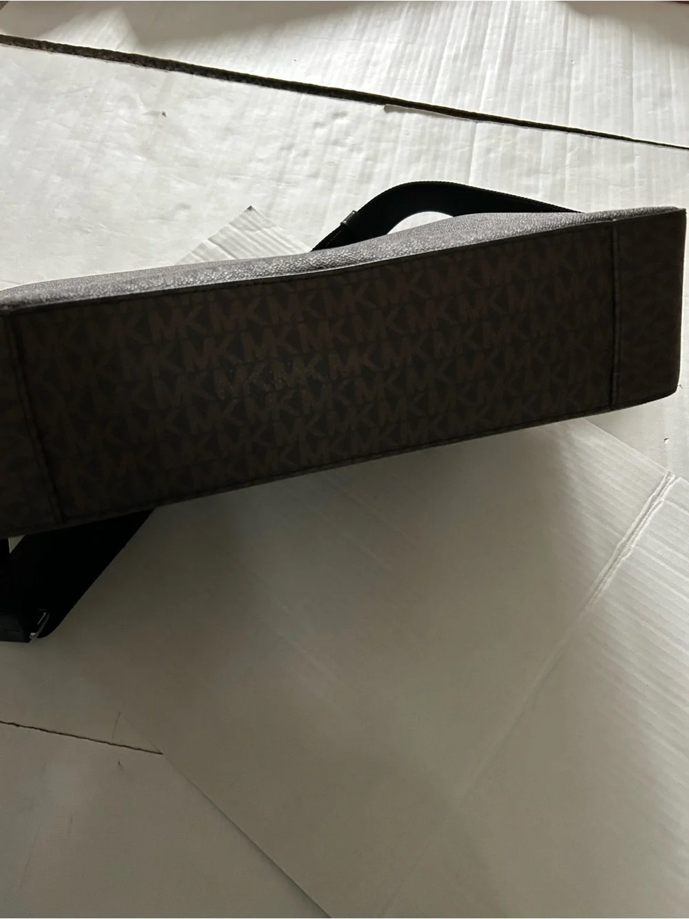 Michael Kors Signature Logo Messenger Crossbody Bag for Men